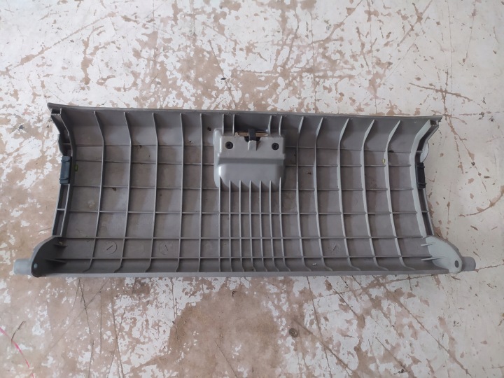 PROTECTION SIÈGES AVANT TROUSSE DE SECOURS MERCEDES W211 UNIVERSEL A2119183930