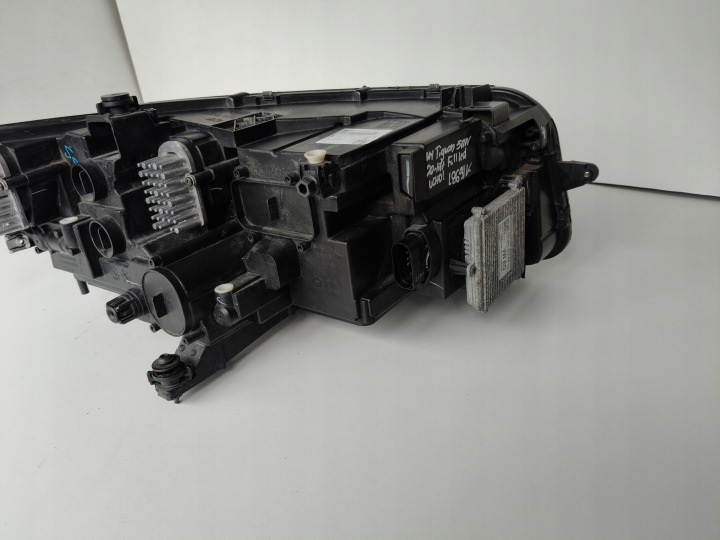 PHARE GAUCHE PROJECTEUR VW TIGUAN 5NN ALLSPACE 20- LIFT COMPLET LED IQ LIGHT