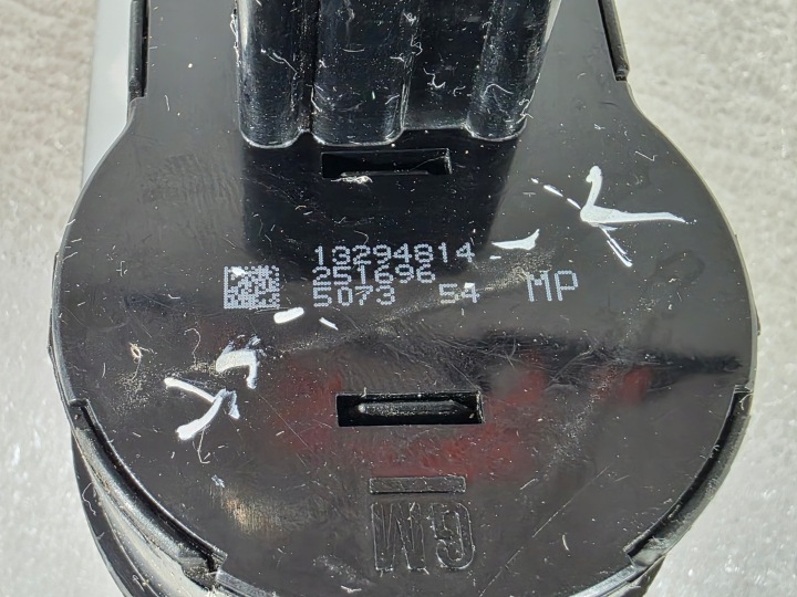 PANNEAU COMMUTATEUR FEUX OPEL OE 13294814