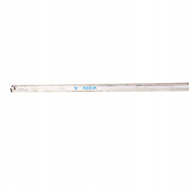 MERCEDES W204 MOULURE LATÉRALE VITRES ARRIÈRE GAUCHE GAUCHE ARRIÈRE A2046706312