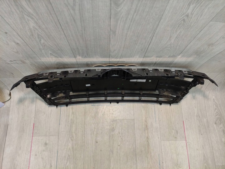 AUDI A5 8W S-LINE GRILLE CALANDRE RADIATEUR 8W6853651R