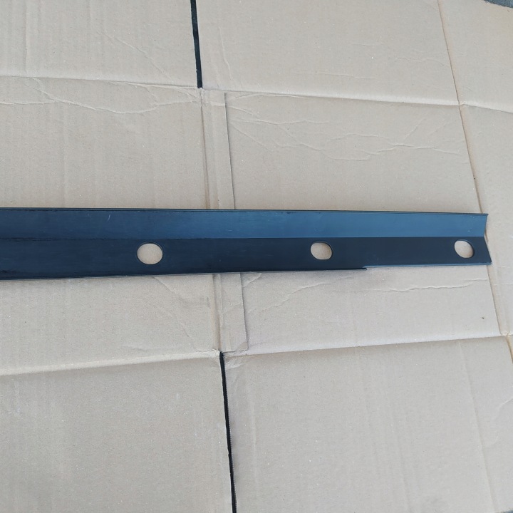 MOULURE SEUIL GAUCHE TOYOTA YARIS III 11-