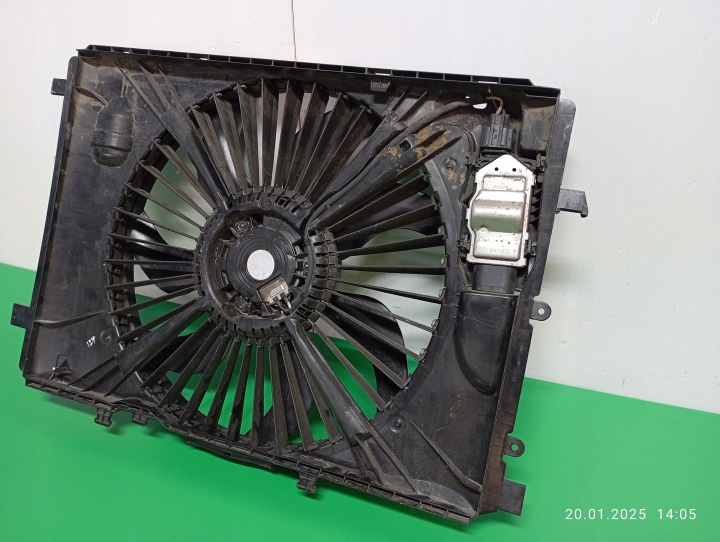 VENTILATEUR MERCEDES W246 GLA W156 CLA W117 W204 A2045001255