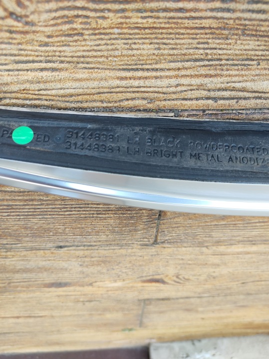 VOLVO XC40 21R BARRES DE TOIT TOITS CHROME ENSEMBLE 31448383 31463591