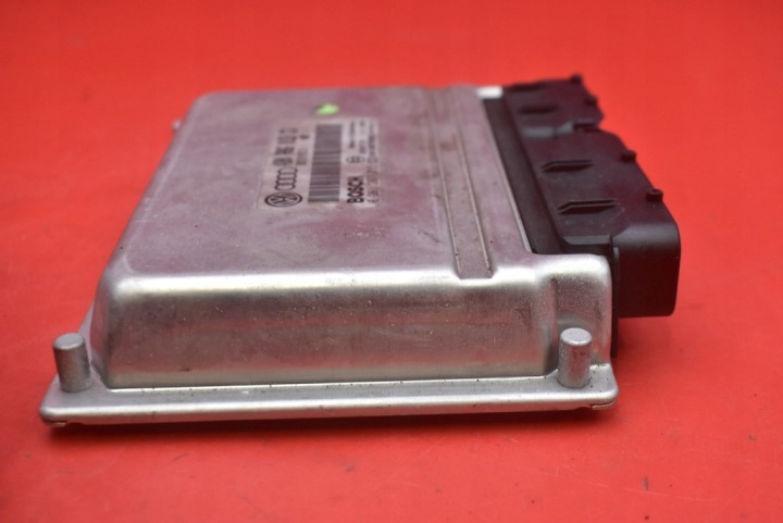 CONTRÔLEUR ORDINATEUR MOTEUR 4B0906018CG AUDI A6 C5 1.8 T 150 KM 97-01