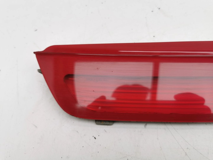 MERCEDES-BENZ B W246 W242 TROISIÈME LANTERNE STOP 2013 A2468200156