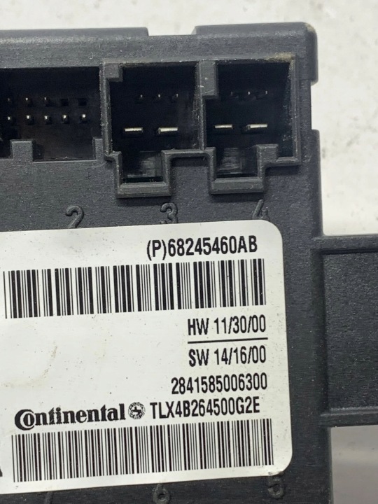 DODGE CHARGER MODULE PORTES P68245460AB 2016 5700CM3