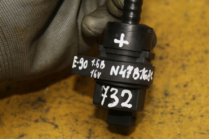 SOUPAPE DE DÉGAZAGE 7529753 E90 1.6 16V N45B16AC