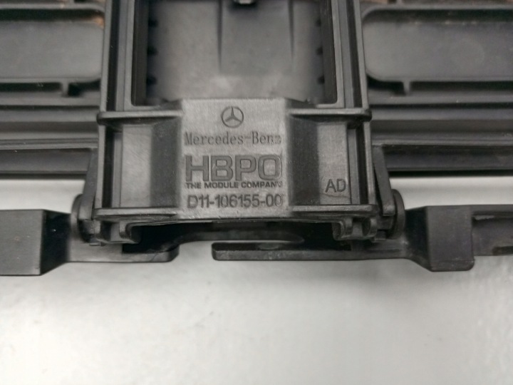 MERCEDES AVEC CLASSE W223 20- VOLANT ADMISSION AIR JALOUSIE D11-106155-00 ÷