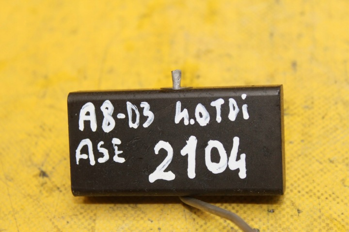 CAPTEUR NIVEAU CARBURANTS A8 D3 4.0 TDI 4E0919673A