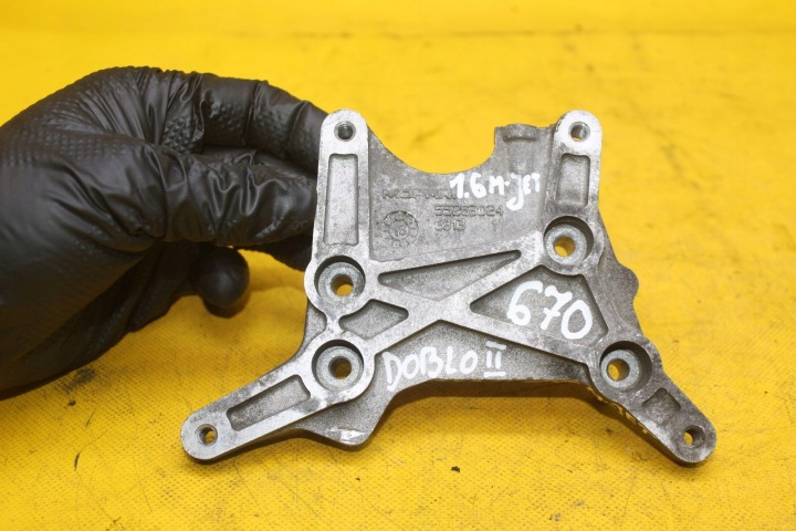 POIGNÉE MOTEUR FIAT DOBLO II JEPP ALFA OPEL 1.6 M-JET 940C1000 55263024