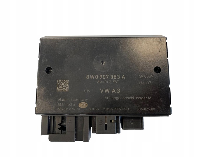 8W0907383A AUDI A4 B9 UNIDAD DE CONTROL DE BARRA DE REMOLQUE 