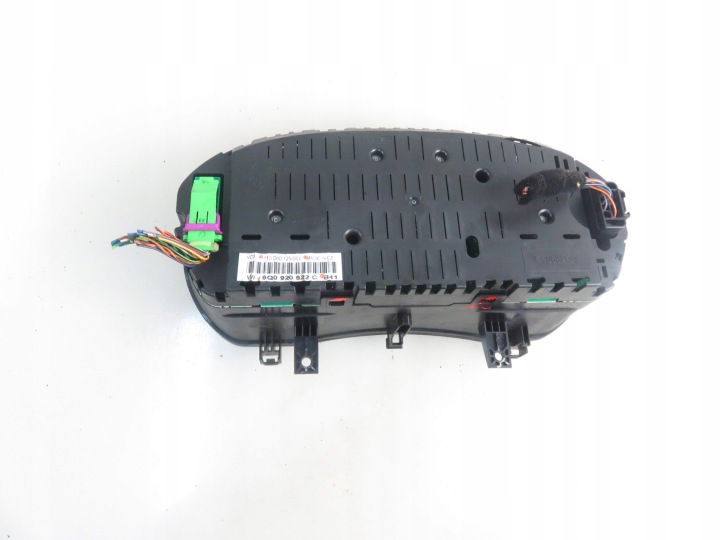 COMPTEUR VW POLO IV 9N 1.4 TDI 6Q0920822C 110080125043