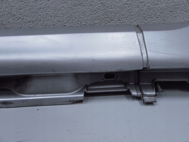 VOLVO V70 III 06-16 711-46 SEUIL MOULURE SEUIL GAUCHE 39819743 30678564