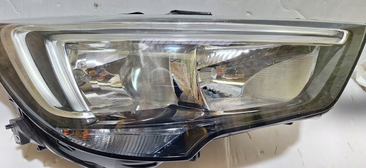 OPEL CROSSLAND X PHARE DROIT AVANT 13467968 YQ00350780 NEUF ORIGINAL OE