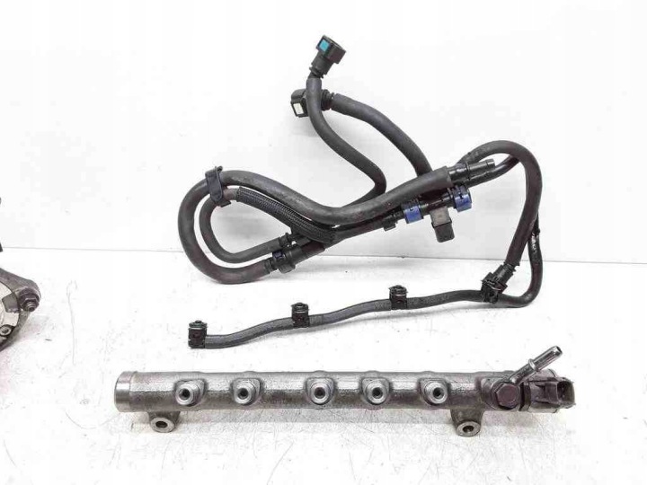 ENSEMBLE INJECTEURS VOLVO S60 II VEA132360020AAA 2.0L DIESEL 2015