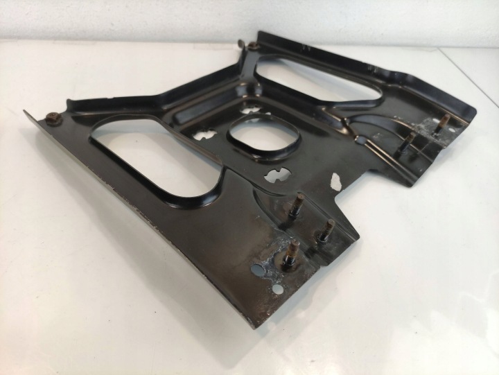 MERCEDES-BENZ V CLASSE W447 FIXATION RADAR DISTRONIC AVANT A4478800803