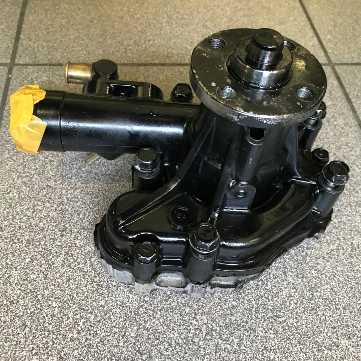 POMPE À EAU YANMAR 4TNE98 4TNE94 4TNE92 4TNE98 4TNV94 4TNV98 KOMATSU 4D94