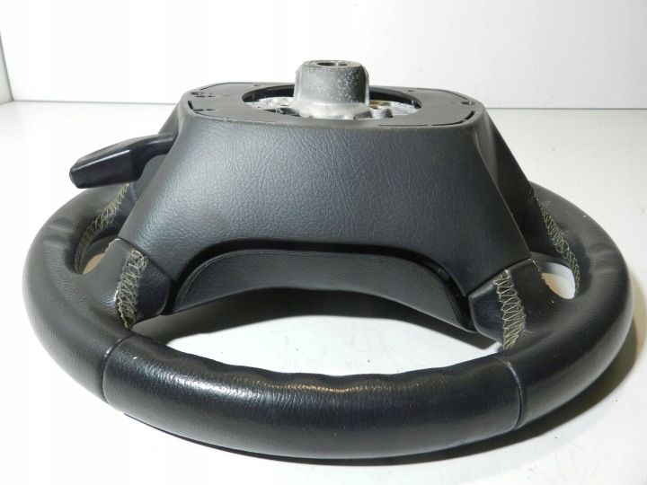 TOYOTA AVENSIS T25 II LIFT VOLANT CUIR MULTIFONCTION AIRBAG 4513005112A