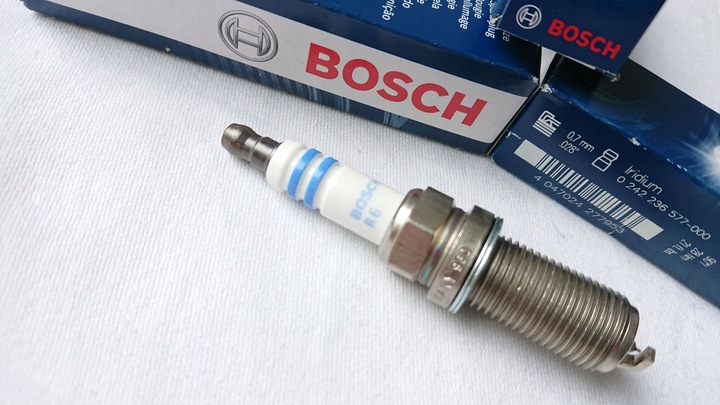 BOSCH 0 242 236 577 BUJÍA DE ENCENDIDO 