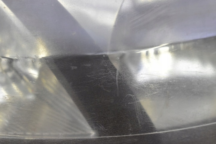 PROJECTEUR DROIT PHARE AVANT EUROPE 8200481197 RENAULT LAGUNA 2 II 05-07