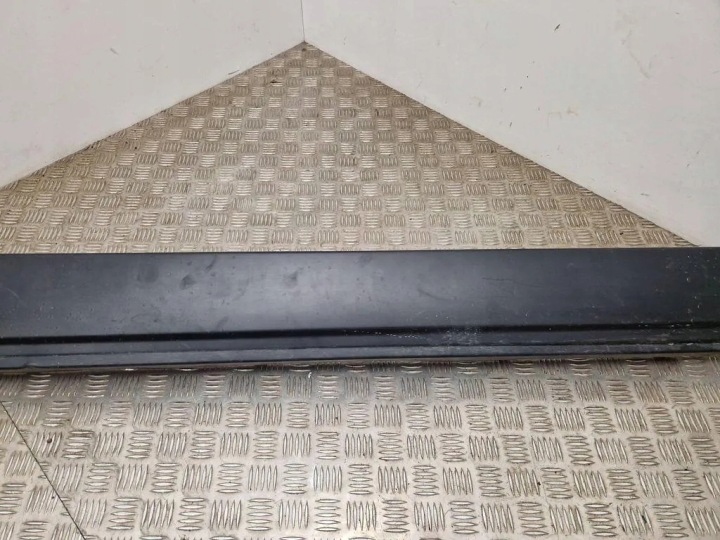 NADKLADKA SEUIL GAUCHE LAND ROVER RANGE ROVER SPORT (L320) CPLA101D57AD