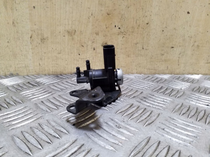 AUDI A8 S8 D4 4H SOUPAPE RÉGLAGES SURALIMENTATION TURBOCOMPRESSEURS 059145160Q