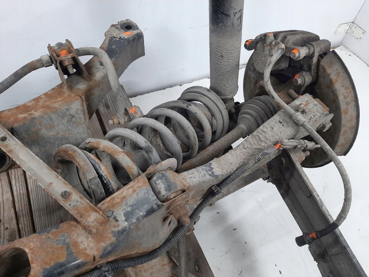 CHEVROLET CAPTIVA 2.0VCDI 4X4 07R POUTRE SUSPENSIONS ARRIÈRE POLOSKI BRAS DE SUSPENSION