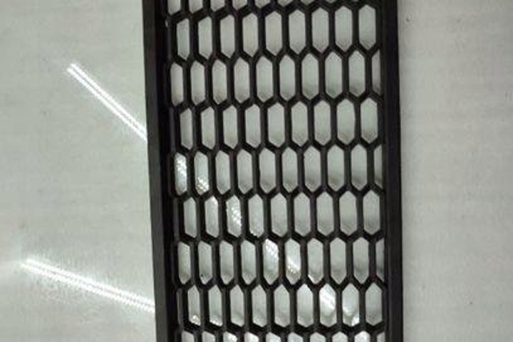 GRILLE PARE-CHOCS CENTRALE BMW 5 (F10) 7903894 2.0L DIESEL 135KW 2011