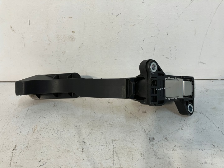 RAV4 IV HYBRIDE PÉDALE GAZ ACCÉLÉRATION POTENTIOMÈTRE 78110-0W040