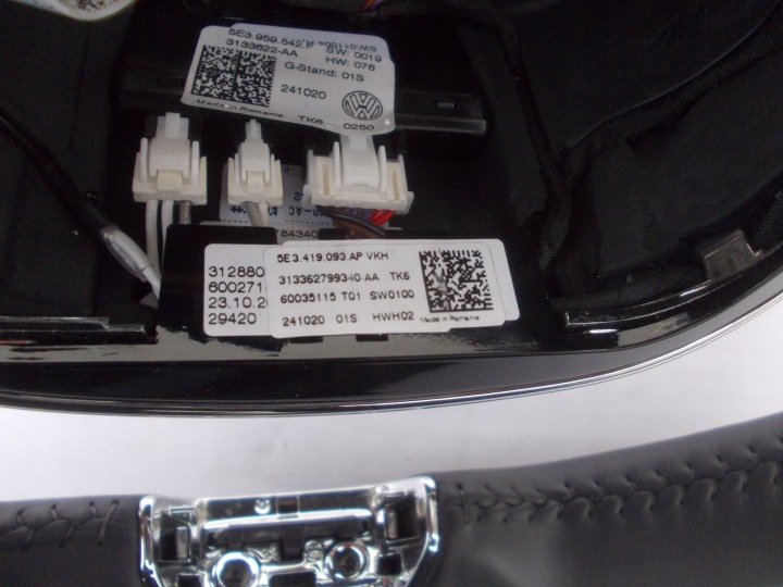 VOLANT SKODA OCTAVIA IV KODIAQ 5E3419093AP