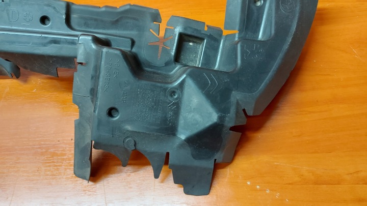 GUIDE D'AIR DROITE DROIT AVANT TOYOTA PROACE EXPERT JUMPY 16-