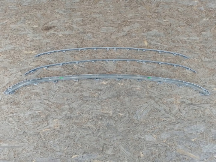 CHROME MOULURE DÉCOR PARE-CHOCS AVANT DROITE CENTRALE VW TOUAREG 3 III 7P6853245