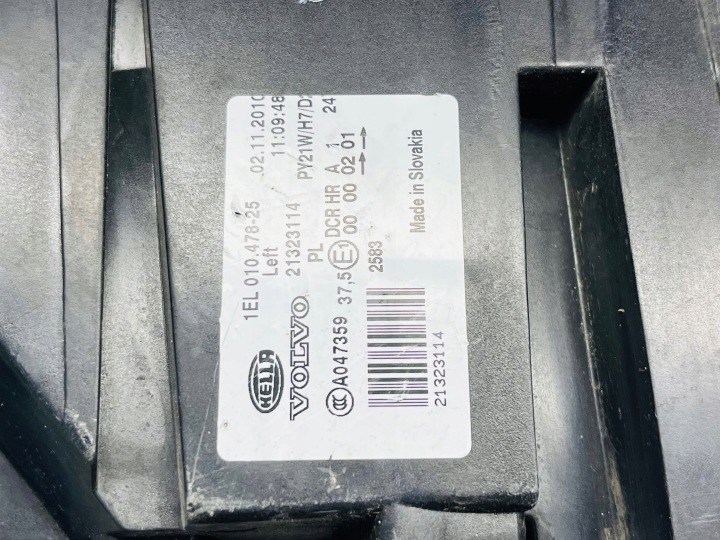 PROJECTEUR AVANT CÔTÉ DROITE VOLVO C40 1EL01047825