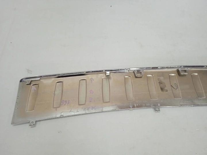 DOUBLURE MOULURE CHROME ARRIÈRE MERCEDES X166 GL