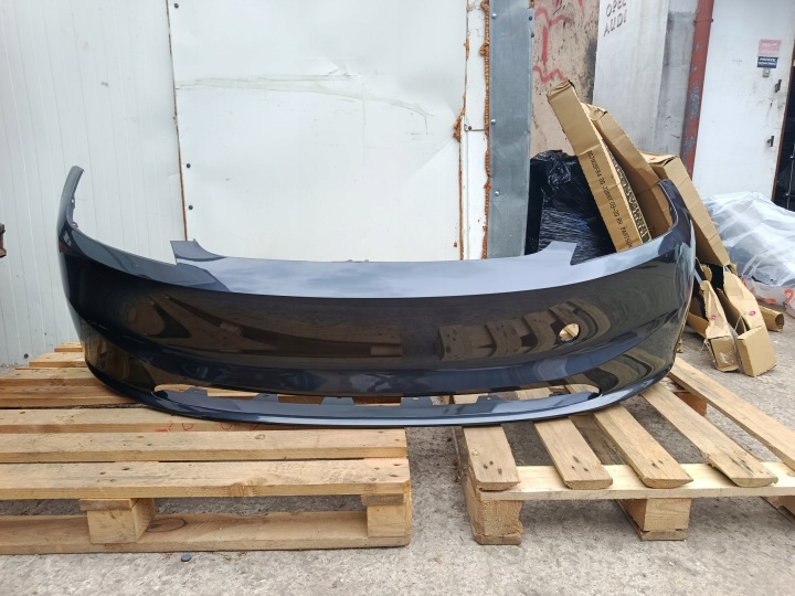 PARE-CHOCS AVANT AVANT TESLA MODÈLE 3 III LIFT HIGHLAND 10.23R- PEINTURE PN01