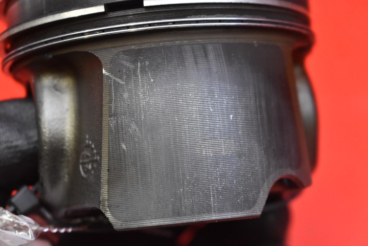 PISTON BIELLE 0851E CITROEN C5 2 II 2.0 HDI 150 KM 08-17