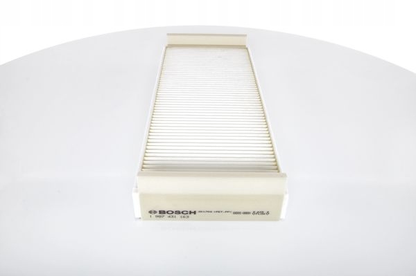 BOSCH 1 987 431 163 FILTRE VENTILATION ESPACES PASAZERSKIEJ