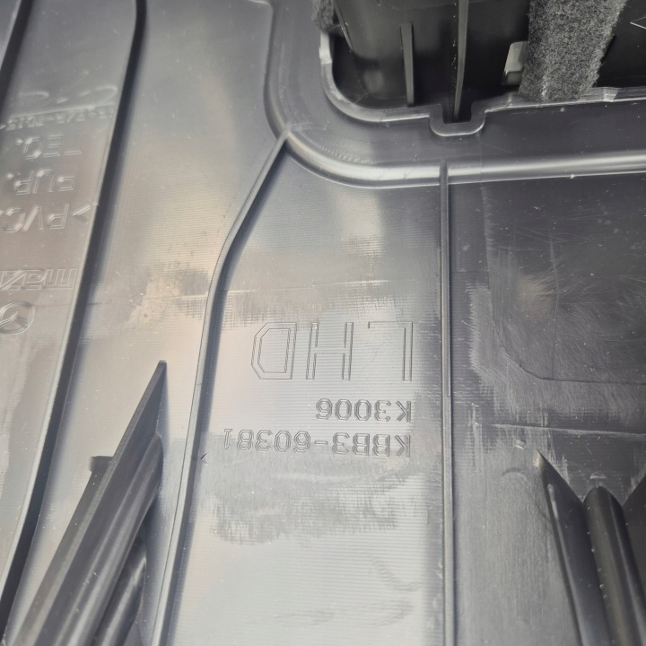 MAZDA CX 60 PLANCHE CONSOLE B0103640 HEAD UP