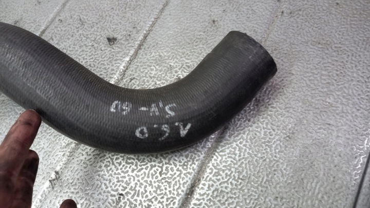 TUYAU ÉCHANGEUR D'AIR DE SURALIMENTATION VOLVO V60 BG91-6C646-BA