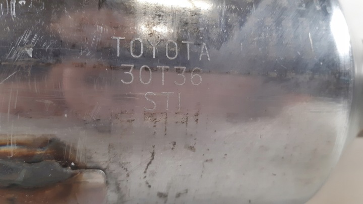 TOYOTA C-HR 1.8 HYBRID CATALYSEUR 30T36