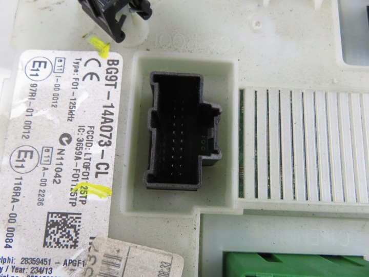 FUSIBLE FORD S-MAX I (WA6) 1.6 ECOBOOST BG9T14A073CL
