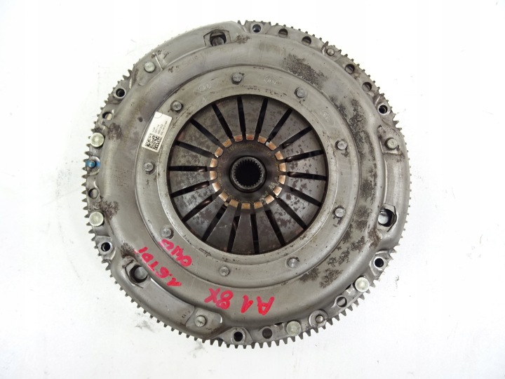 AUDI A1 8X 1.6 TDI EMBRAYAGE 03L141016K 03L141025R 03L141032A 03L105269A