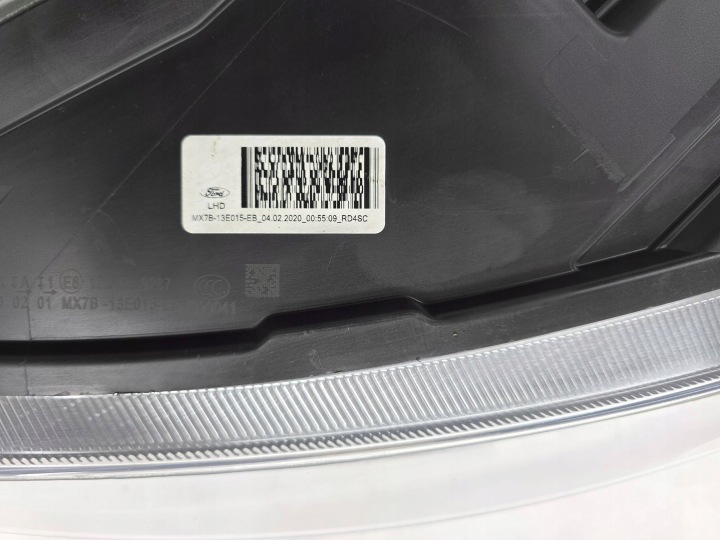 FORD FOCUS MK IV 4 2018+ PHARE AVANT GAUCHE COMPLET LED EUROPE MX7B-13E015-EB