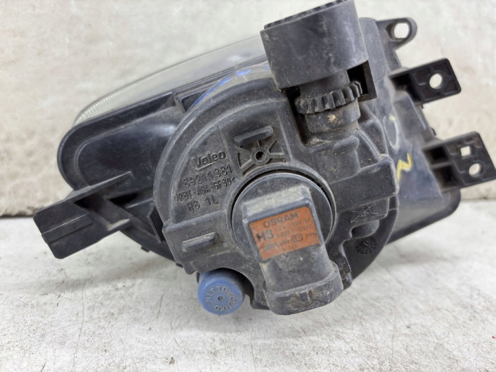 BMW 5 F10 F11 PHARES ANTIBROUILLARD AVANT GAUCHE AVANT 7216885