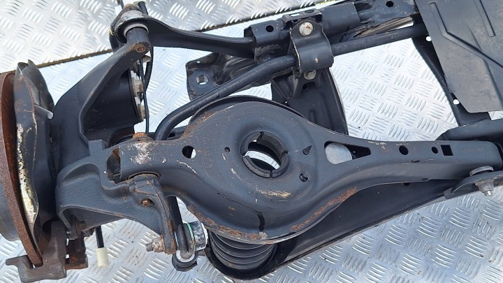 AXE POUTRE SUSPENSION ARRIÈRE CV61-5K067-AAB FORD KUGA MK2 LIFT TRANSMISSION AVANT