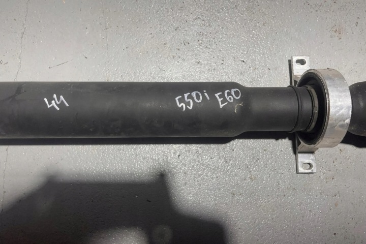ARBRE DE TRANSMISSION BMW 5 (E60) 7576478 4.8L GASOLINE 270KW 2008