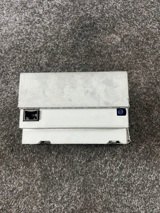 MERCEDES W211 E-KLASA RADIO D'USINE A2118201079