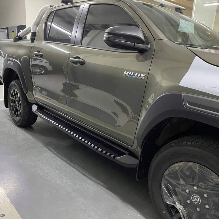 NISSAN NAVARA 2016 > BULL BAR PARACHOQUE LADO ESCALONES BOKI SÚPER POTENTE NEGRAS ACERO 