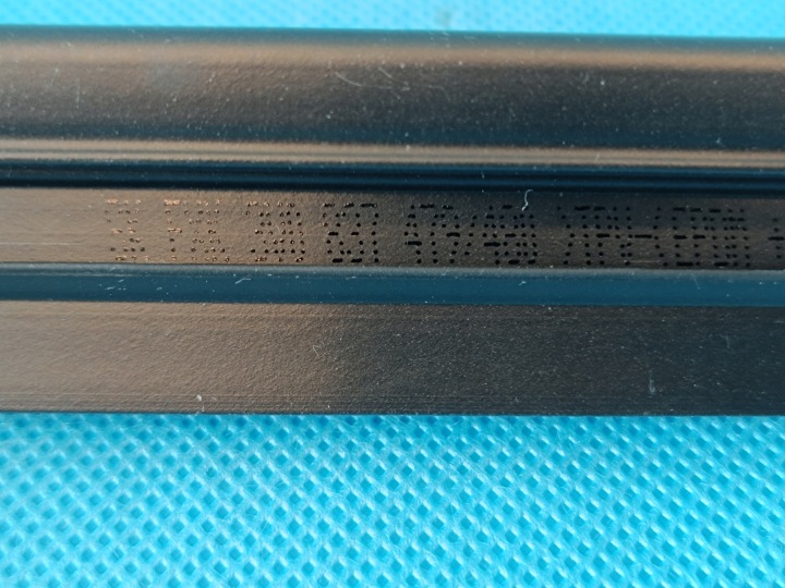 SKODA SUPERB 3 LIFT 2023 R MOULURE RACLOIR VITRES GAUCHE AVANT 3V0837479